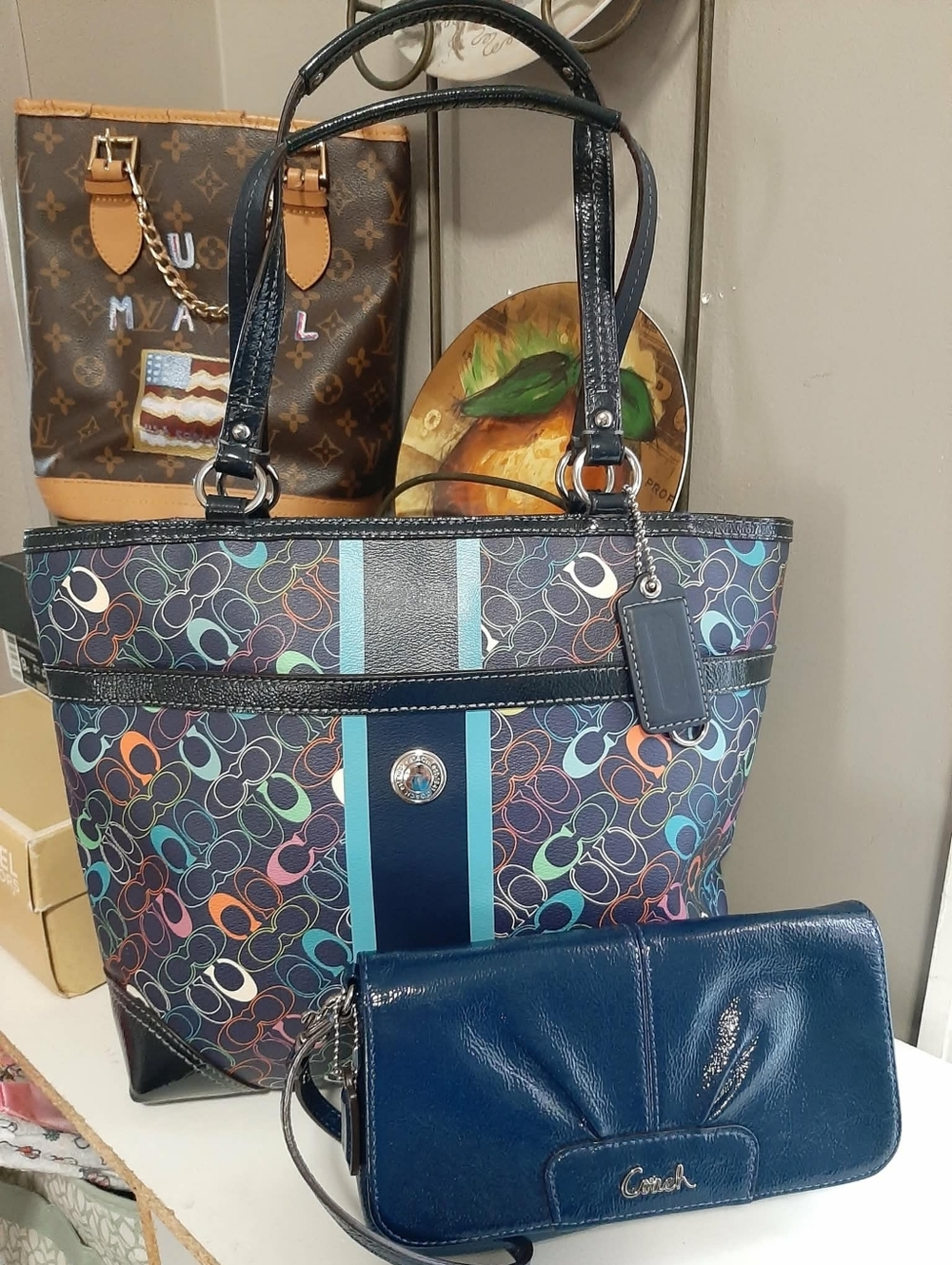 COACH "Chelsea" Heritage Signature Stripe Tote & "Ashley" Wallet 2 Pc Set - Picture 15 of 15